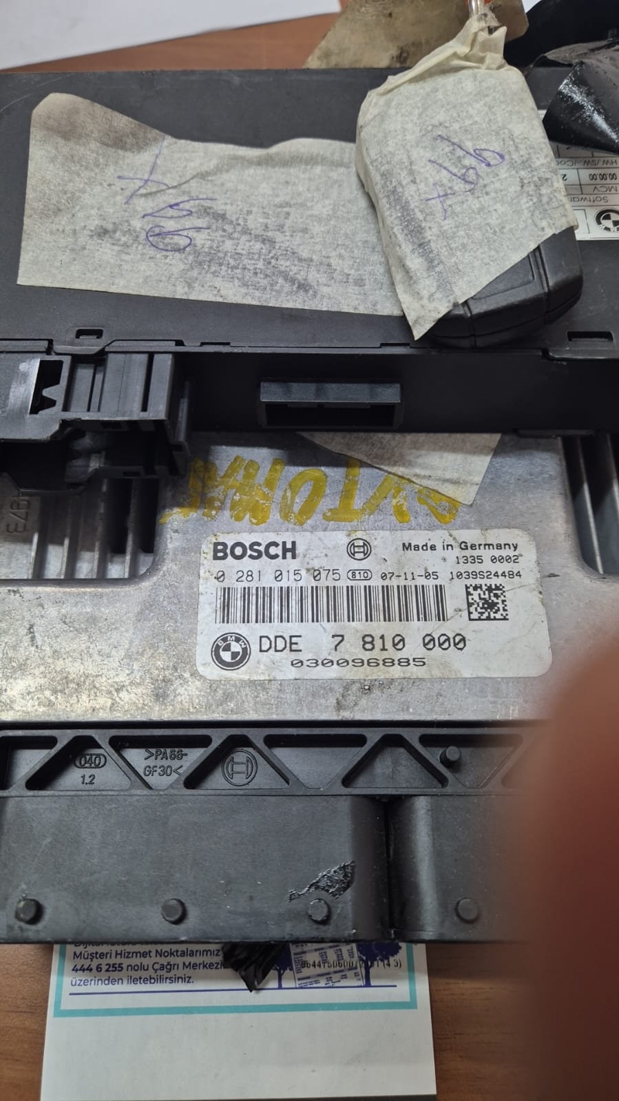 BMW SERIE 3 BERLINA MOTOR BEYNİ   (E90) 320d xDrive 0281015075 EDC17C02-3.11 CAS BEYNİ ANAHTAR SET ŞEKLİNDE 1.